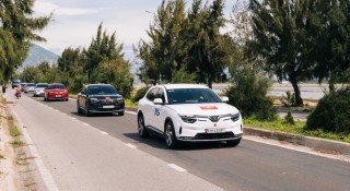 VinFast gây 'sốc' khi miễn phí sạc ô tô điện tới 3 năm nhân dịp đón Tết Bính Ngọ 2026